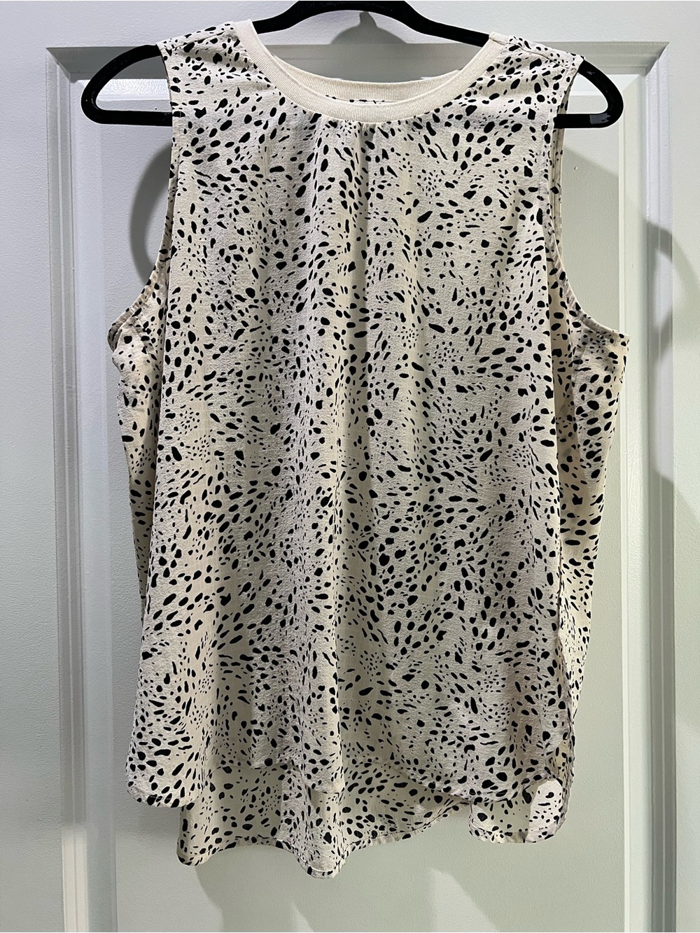 Simply Vera Vera Wang Cream Sleeveless Spot Print Tank